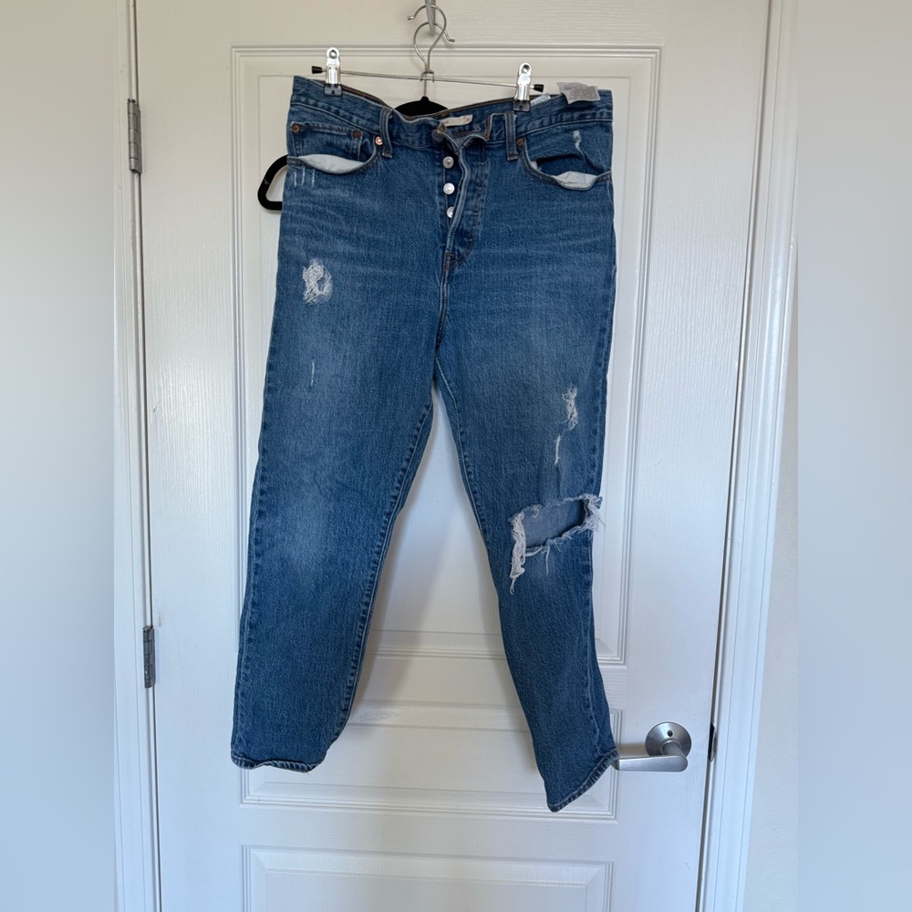 Levi's wedgie